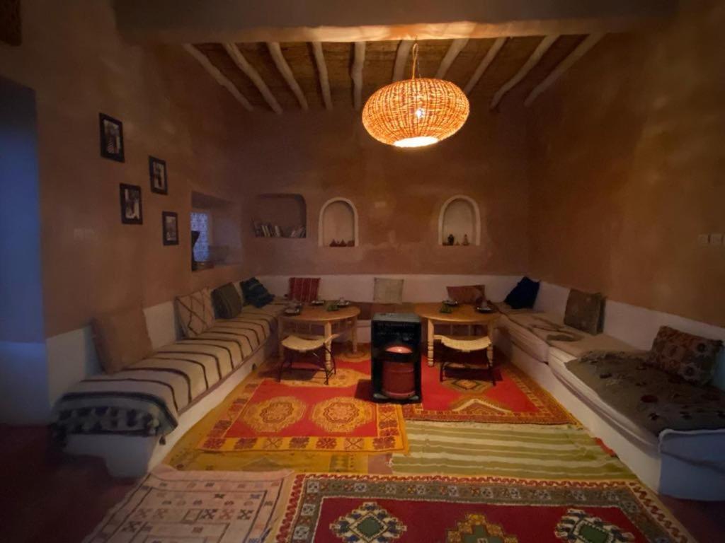 Tigmi Hamid Decouverte Des Traditions Et De La Culture Berbere Ait Benhaddou Exteriér fotografie