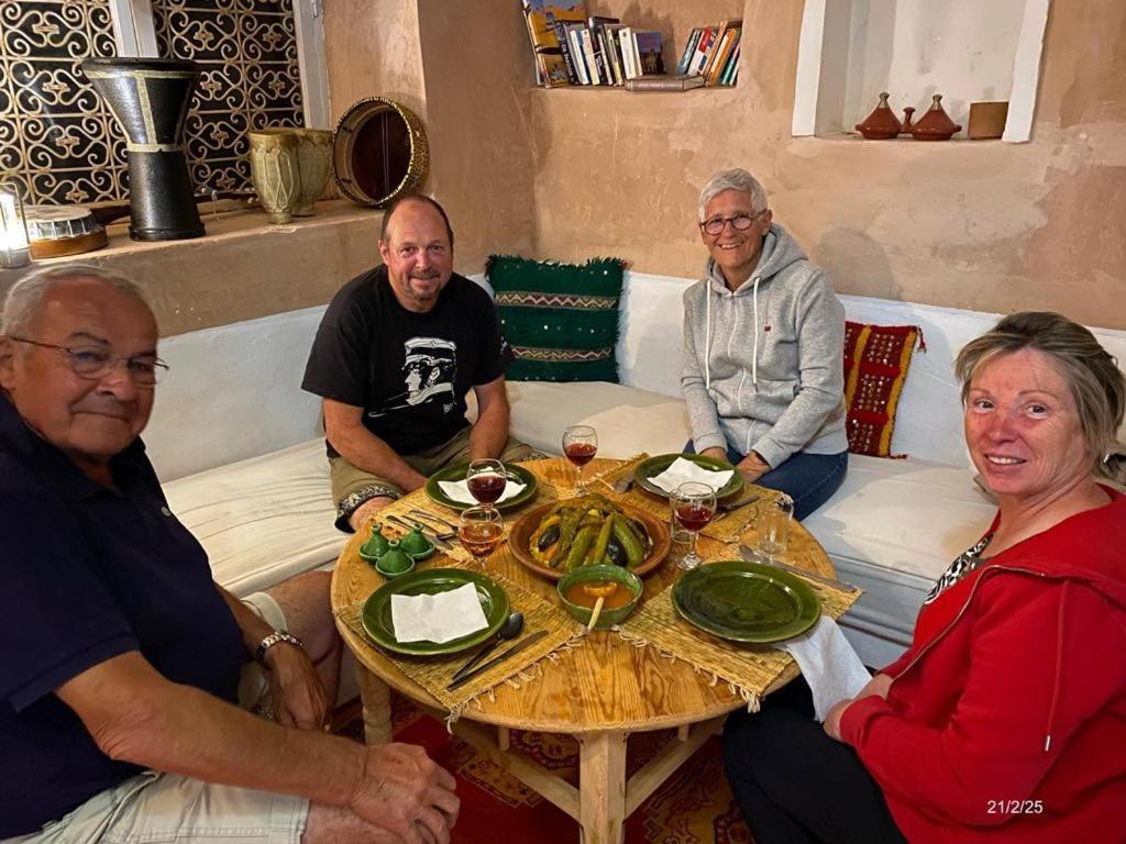 Tigmi Hamid Decouverte Des Traditions Et De La Culture Berbere Ait Benhaddou Exteriér fotografie