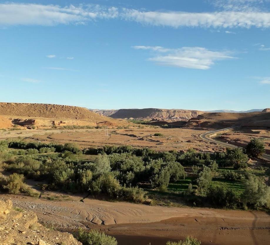 Tigmi Hamid Decouverte Des Traditions Et De La Culture Berbere Ait Benhaddou Exteriér fotografie