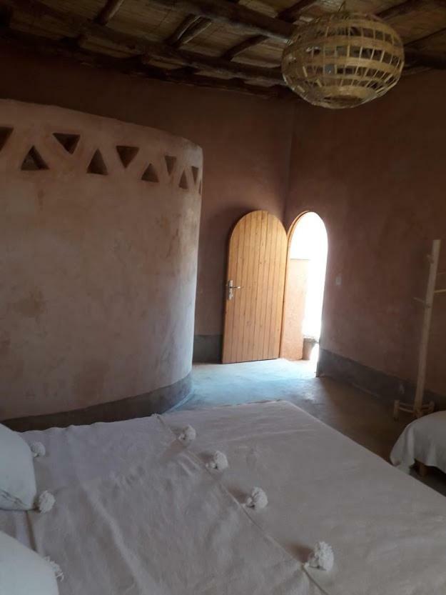 Tigmi Hamid Decouverte Des Traditions Et De La Culture Berbere Ait Benhaddou Exteriér fotografie