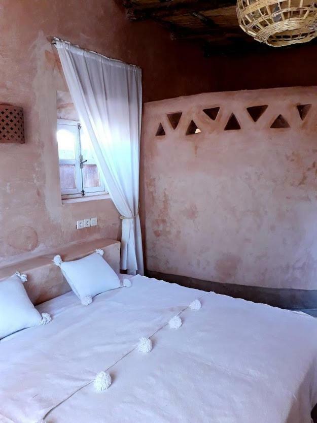 Tigmi Hamid Decouverte Des Traditions Et De La Culture Berbere Ait Benhaddou Exteriér fotografie
