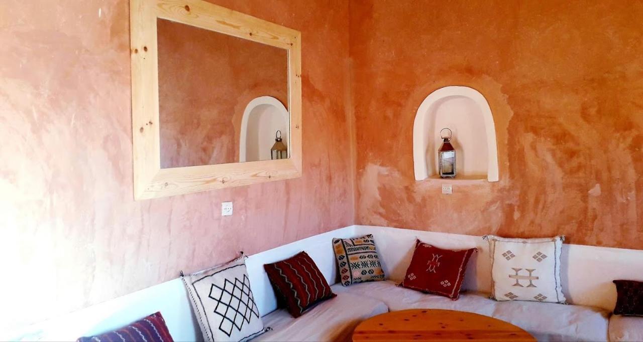 Tigmi Hamid Decouverte Des Traditions Et De La Culture Berbere Ait Benhaddou Exteriér fotografie
